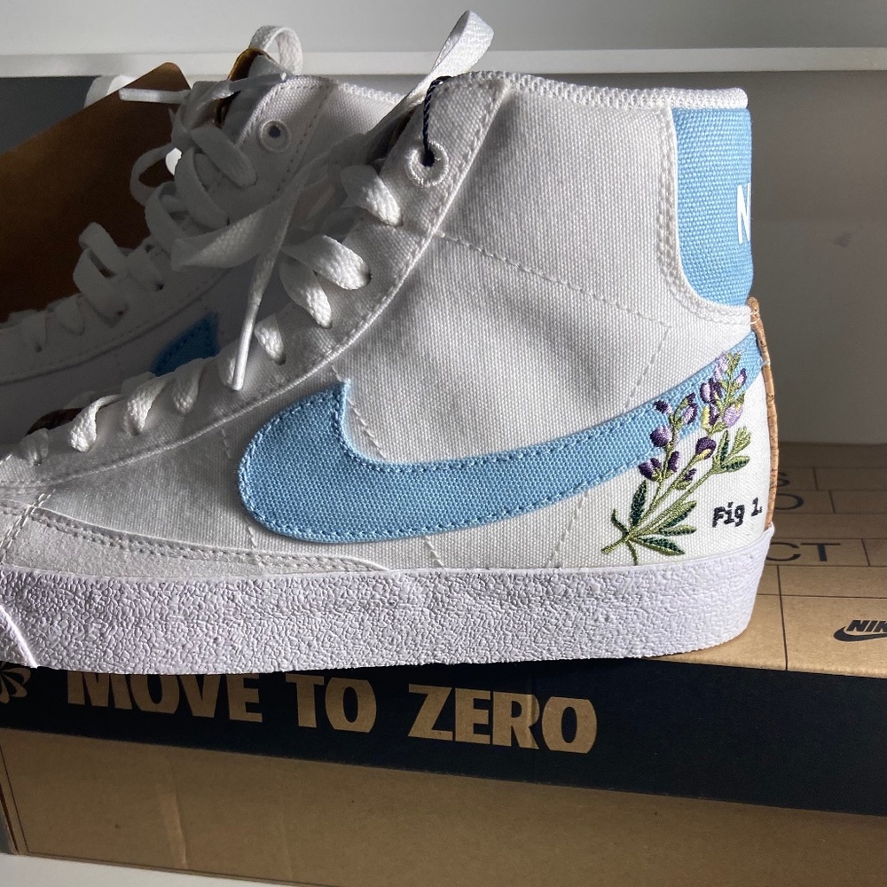 *Limited edition* Nike blazers